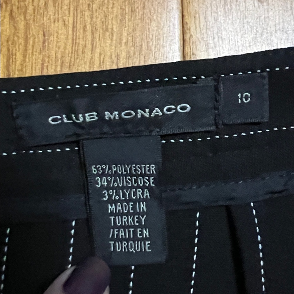 Club Monaco Pinstripe Pencil Skirt 10 Black Capsule Career Minimalist Work - Picture 2 of 8
